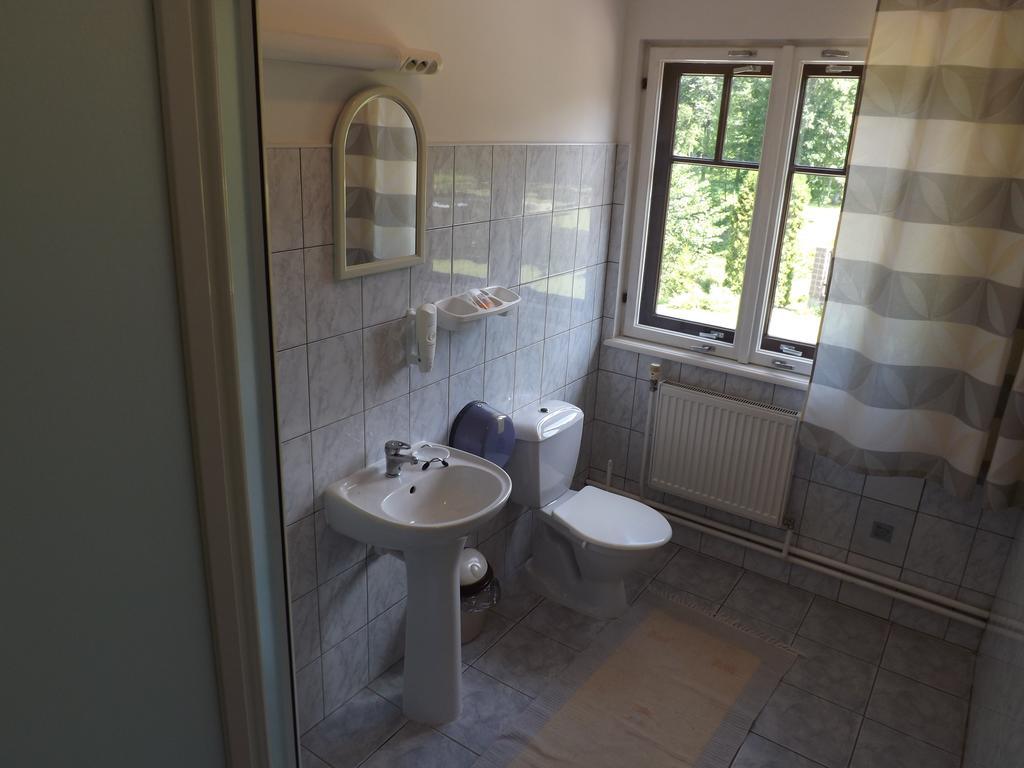 Park Hotel Bruzis Smiltene Chambre photo
